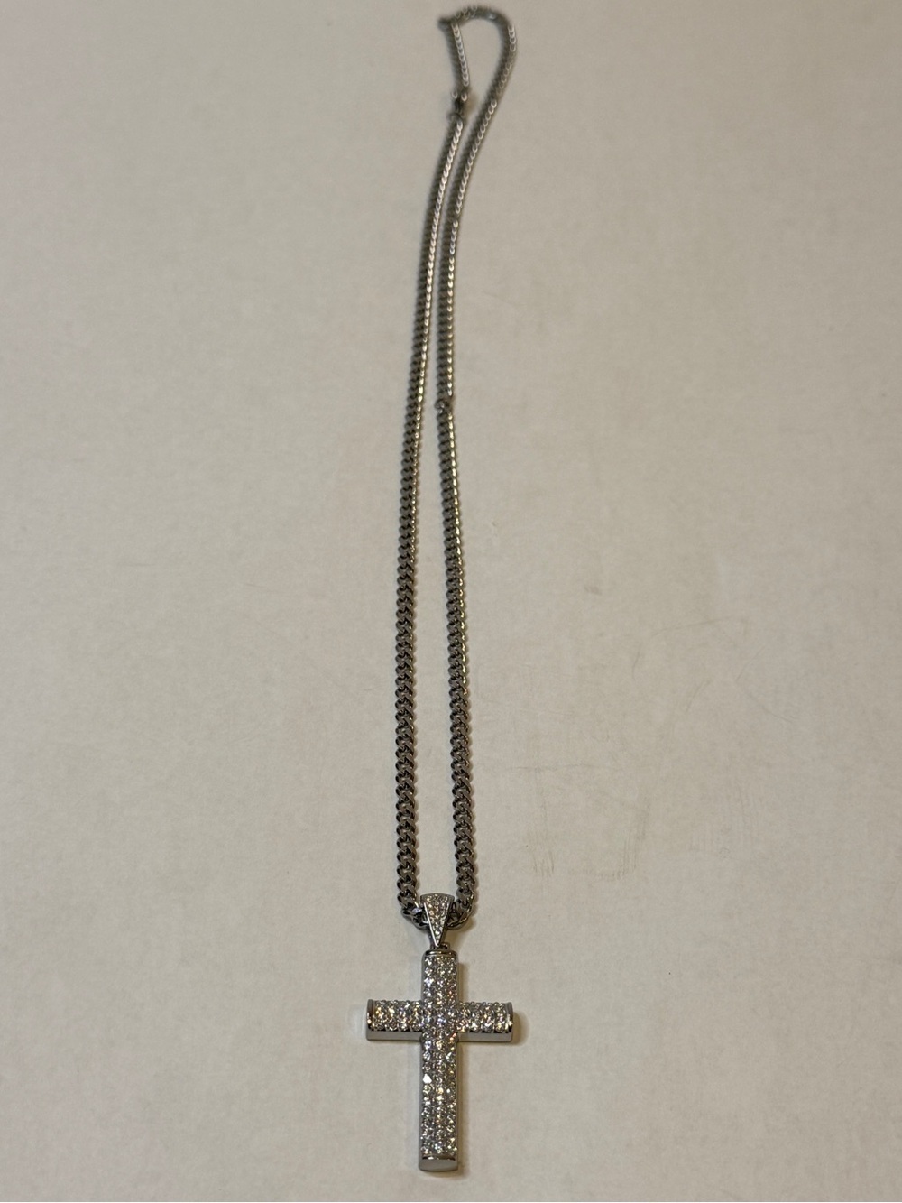 18k white gold plated 24inch Cuban chain. Moissanite.